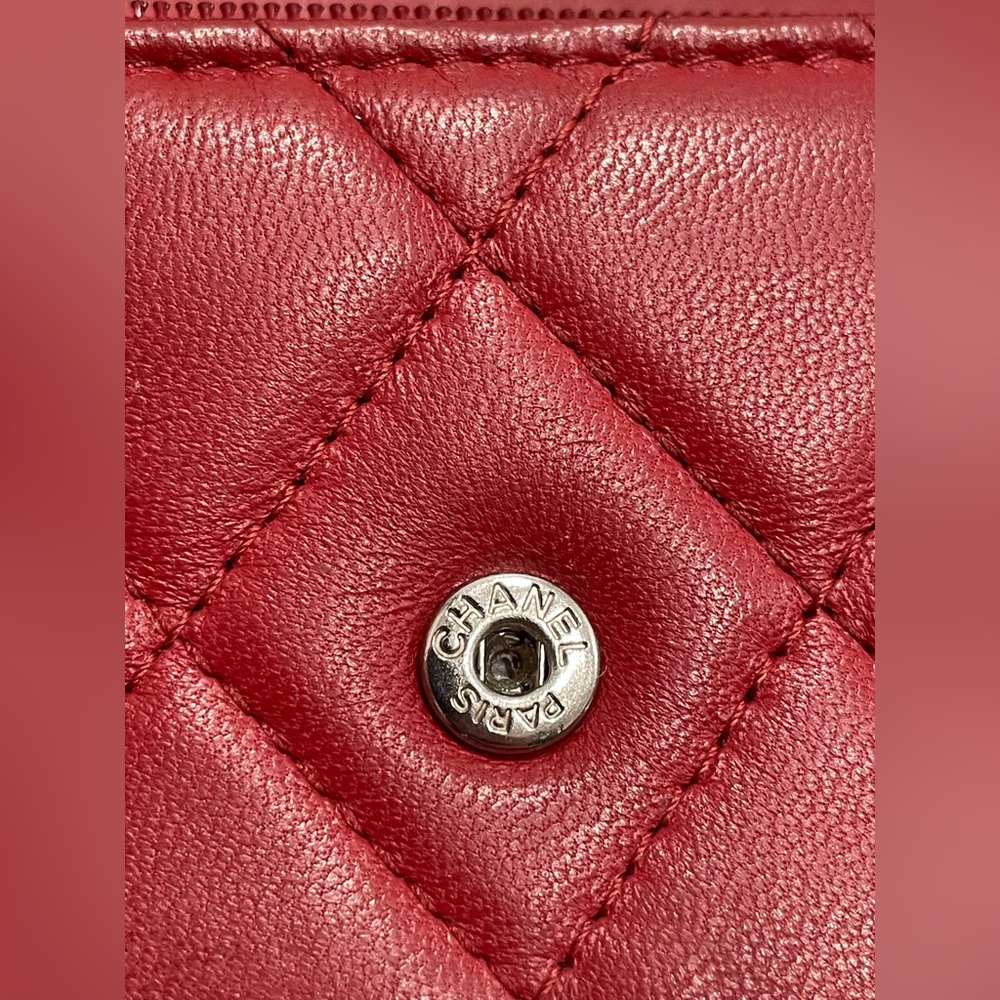 Authentic Chanel Lambskin Quilted Long Flap Wallet - Picture 7 of 12